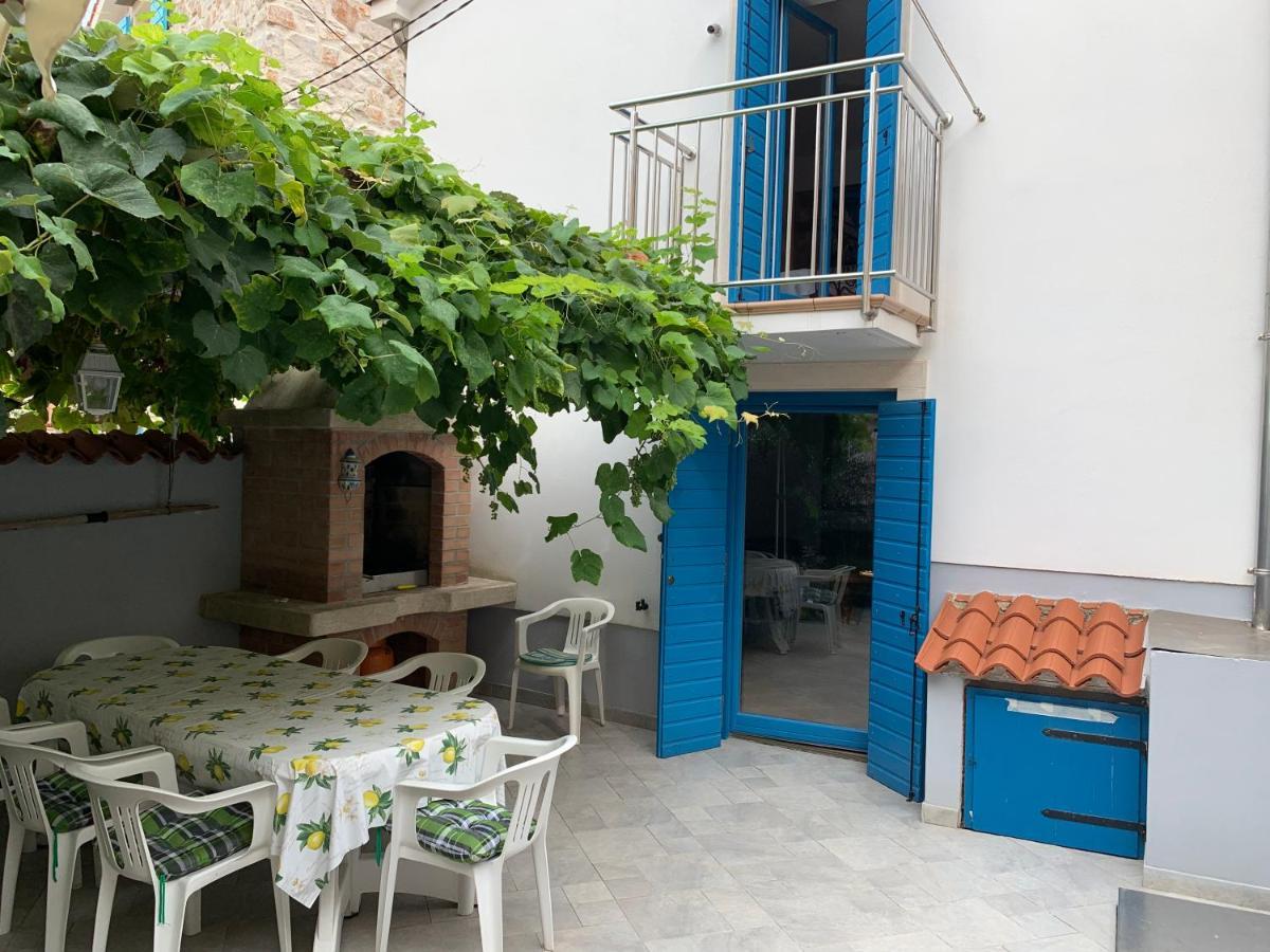 Villa House Rozalia Susak Exterior foto